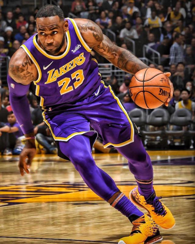 4-1大胜后的双面红魔：一场狂胜，暴露曼联争四的期望与脆弱！（4-1大捷下的红魔双面：酣胜难掩曼联争四野望与软肋）