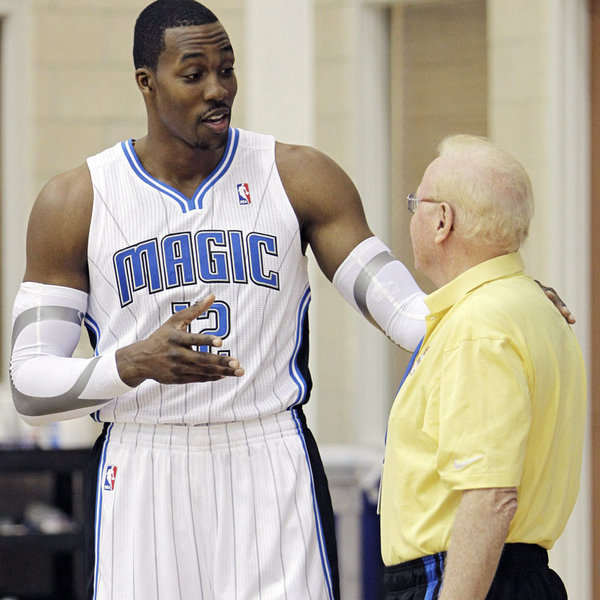 国安客场绝平深圳队（国安客场补时扳平深圳队）