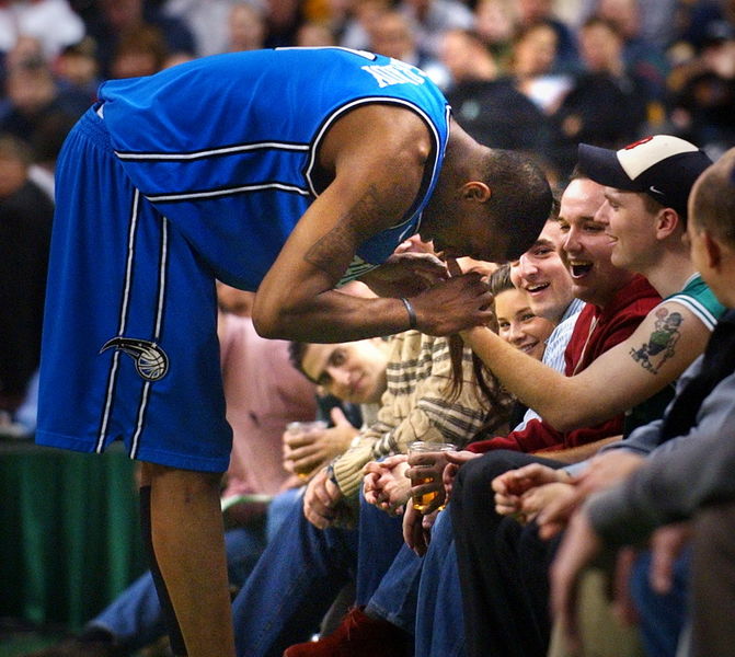 晚邮报：国米关注迈尼昂合同情况，考虑在明年夏天将其引进（晚邮报：国米盯紧迈尼昂合同进展，明夏考虑出手引进）