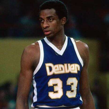 CBA比赛精彩瞬间：深圳队绝杀辽宁,（CBA惊心时刻：深圳队压哨绝杀辽宁队）