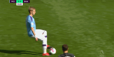 足球报：浙江队花4亿是谣言；韦世豪、李磊先后来做康复