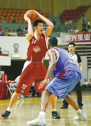 有前科，布莱顿官宣队内韩国小将外租时曾经使用日语（布莱顿被指有前科：官宣韩国小将外租时曾误用日语）