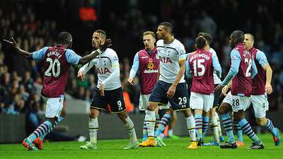 梅西：布斯克茨和阿尔巴能以这样的方式退役非常美好（梅西：布斯克茨、阿尔巴能以这种方式退役，令人欣慰）