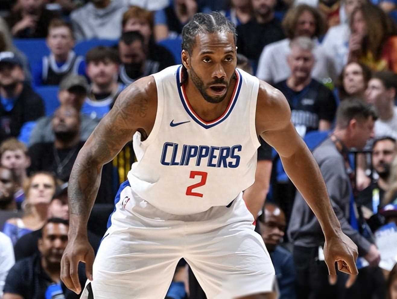 欧冠淘汰赛前瞻：巴萨客场挑战曼联,（欧冠淘汰赛前瞻：曼联主场迎战巴萨）