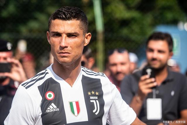 懂球帝2025年10月MVP候选出炉：凯哈姆入围，加布、门德斯在列（懂球帝公布2025年10月MVP候选名单：凯哈姆入选，加布、门德斯上榜）